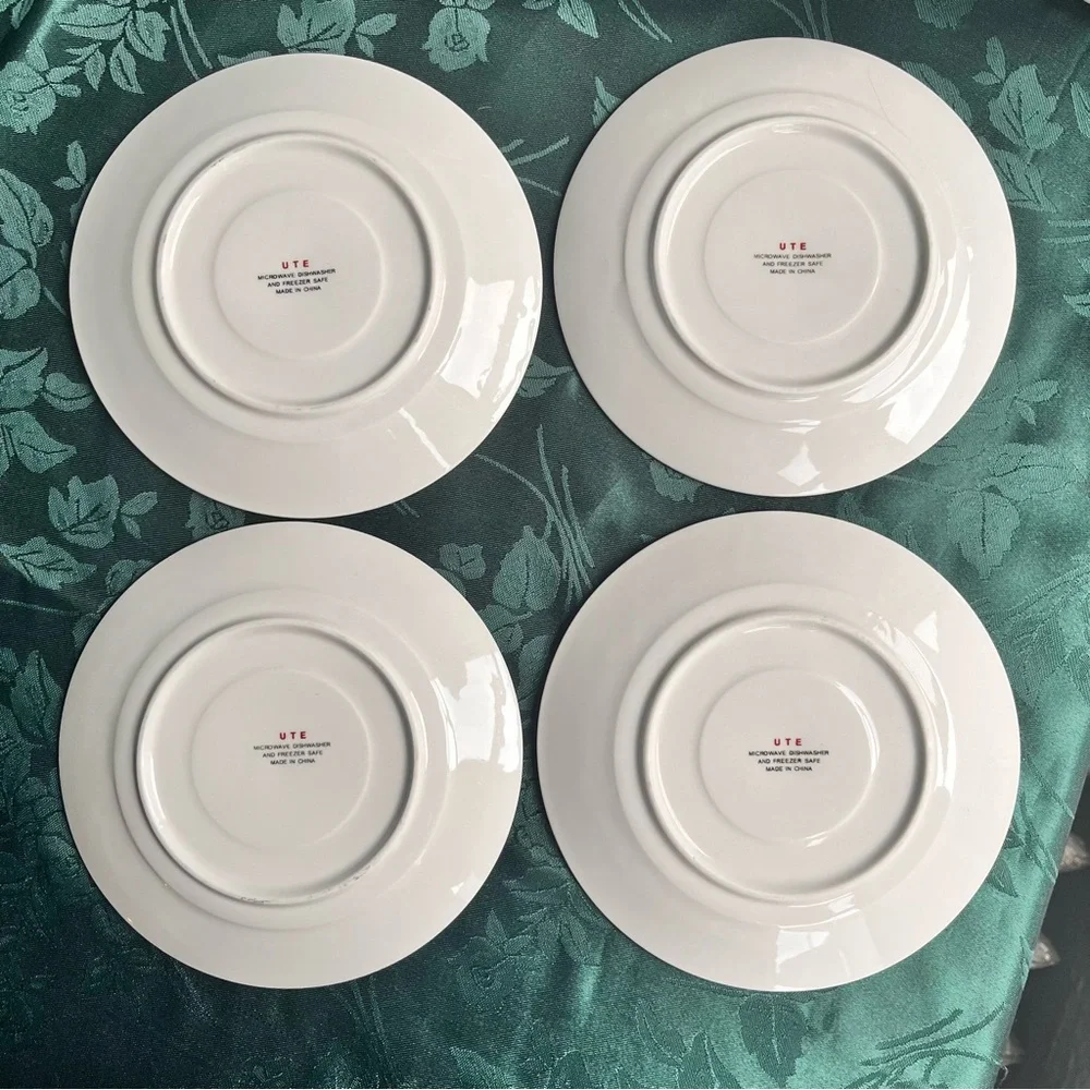 Vintage UTE Tea 3 Cups & 4 Plates Charming Hats & Florals in Engelbreit-style